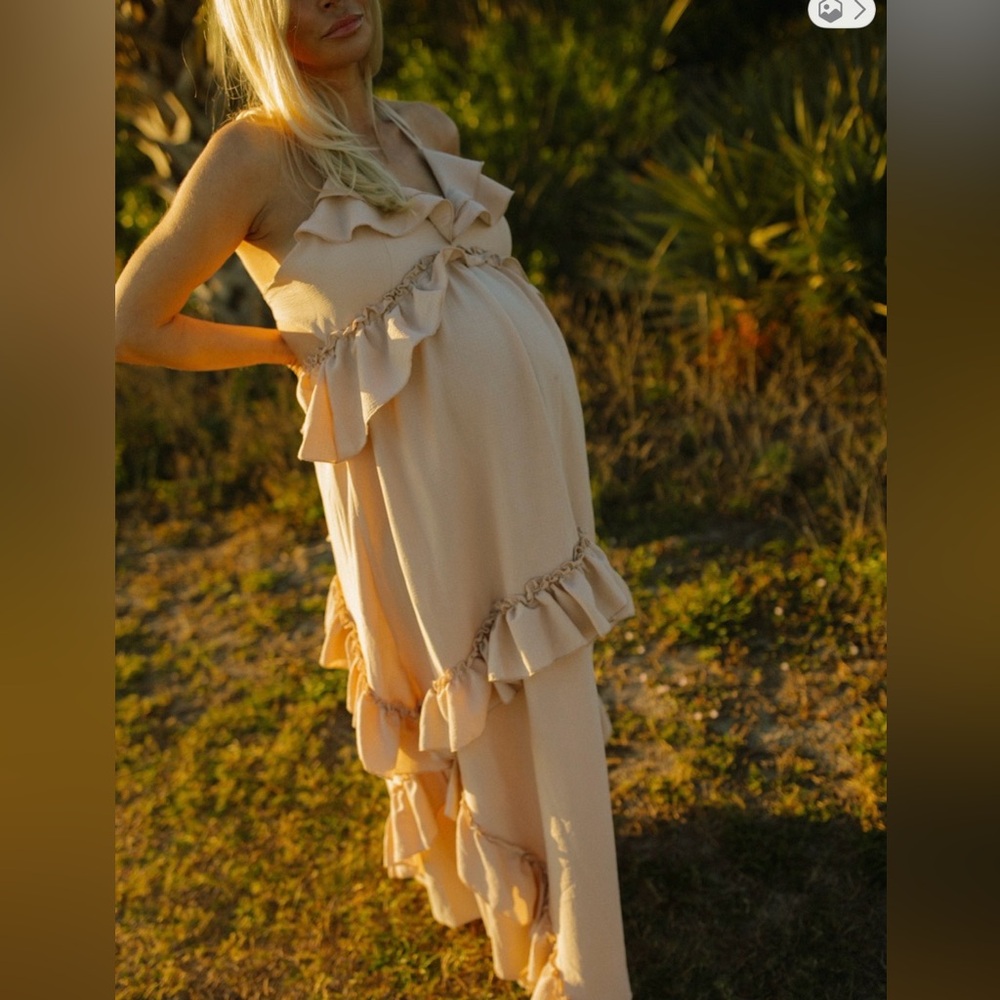 Convertible Ruffle Maxi Maternity Dress in Cream
